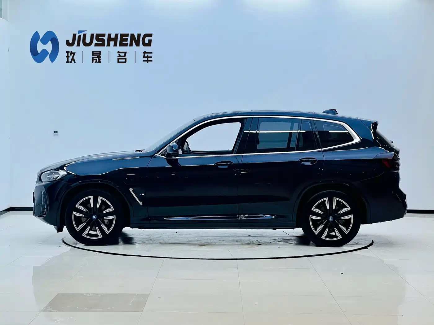 BMW iX3