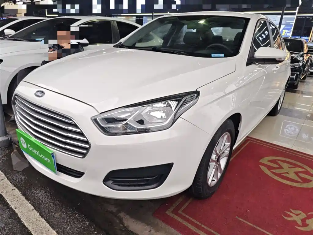 Ford Escort 2021