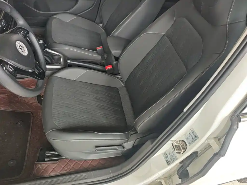 Volkswagen T-Cross — миниатюра 15