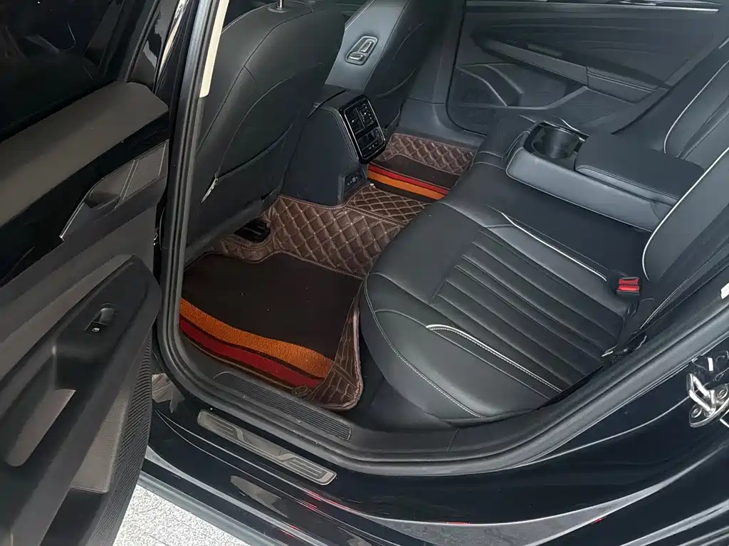 Volkswagen Passat — миниатюра 11