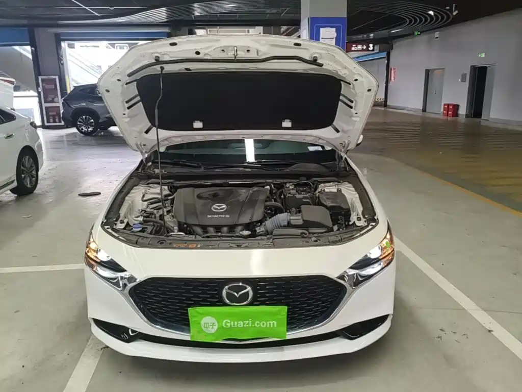Mazda 3 Axela — миниатюра 20