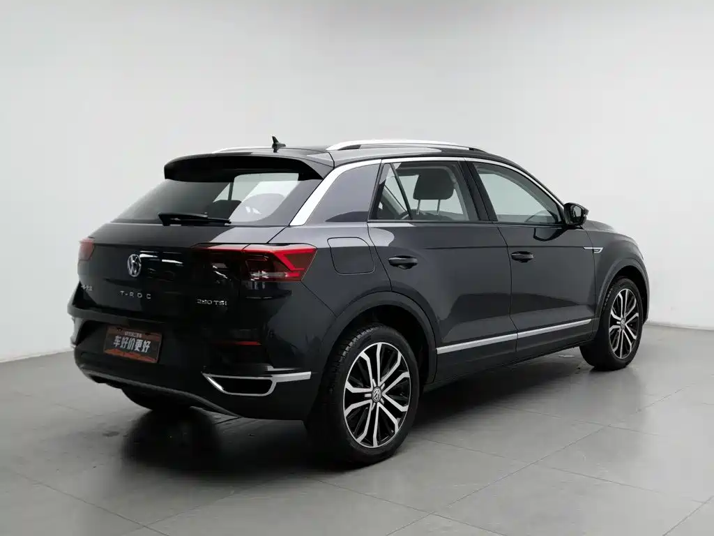 Volkswagen T-Roc — миниатюра 2