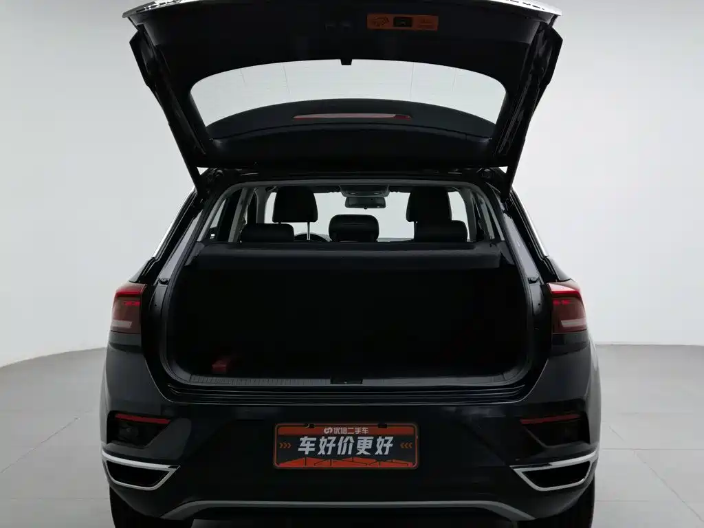 Volkswagen T-Roc — миниатюра 16