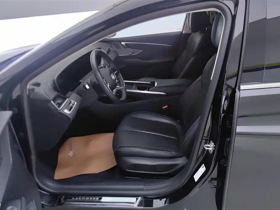 Buick LaCrosse 2023 28T