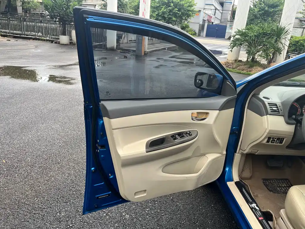 BYD L3 2013 1.5L AT Comfort