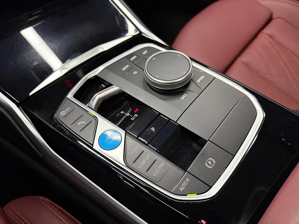 BMW i3 — миниатюра 17