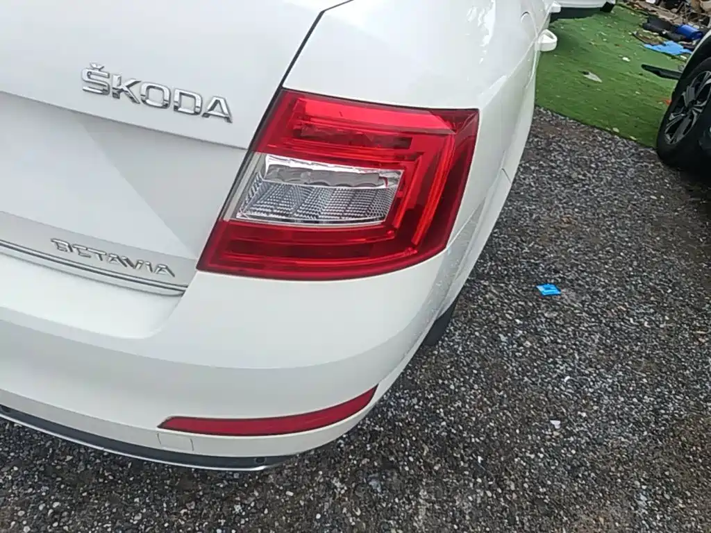 Skoda Octavia — миниатюра 8