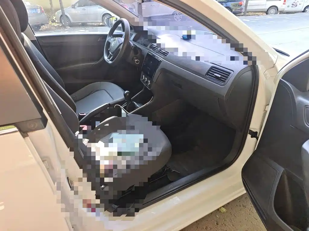 Volkswagen Santana — миниатюра 19