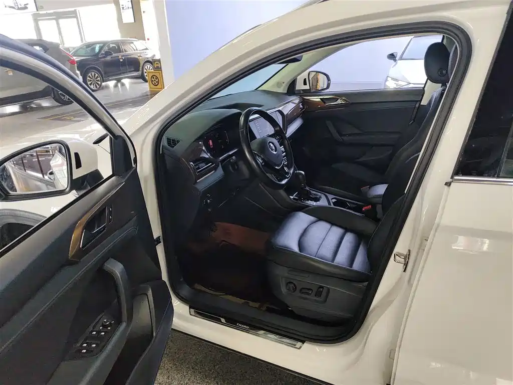 Volkswagen Tharu - фото 16