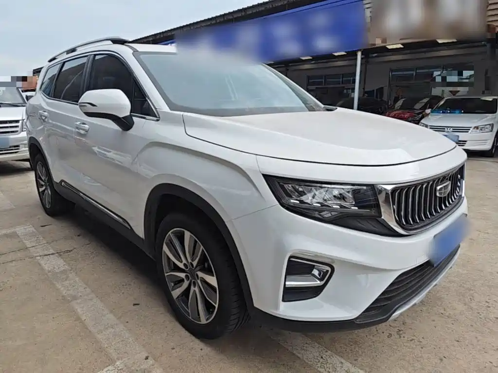 Geely Haoyue 2022 1.8TD AT Luxury 7 мест
