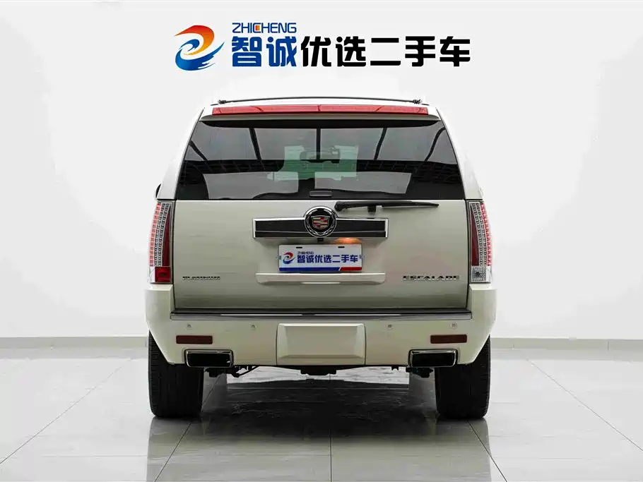 Cadillac Escalade 6.2L ESV Platinum Edition Extended Type, фото 55