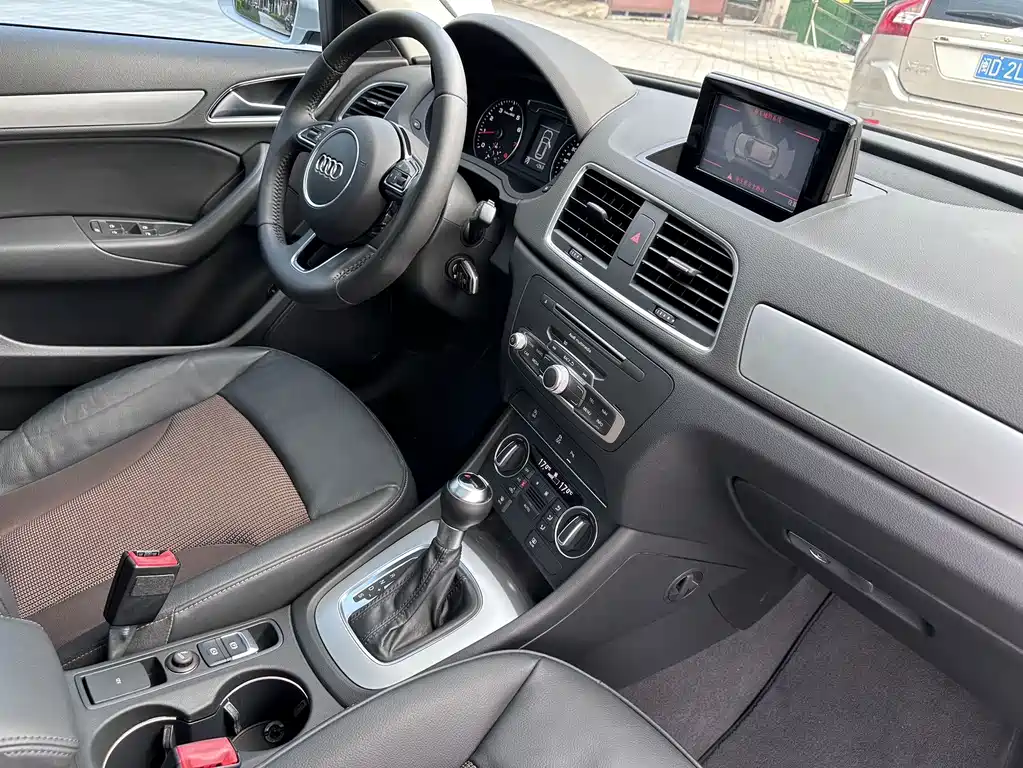 Audi Q3 — миниатюра 10