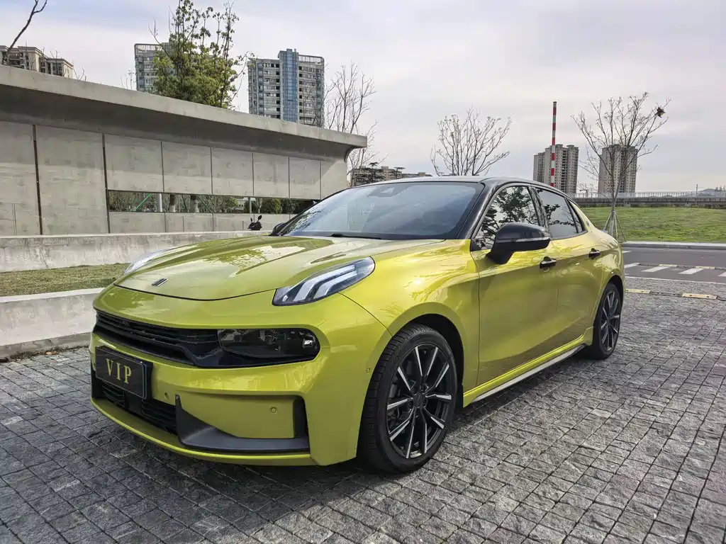 Lynk & Co 03 2020