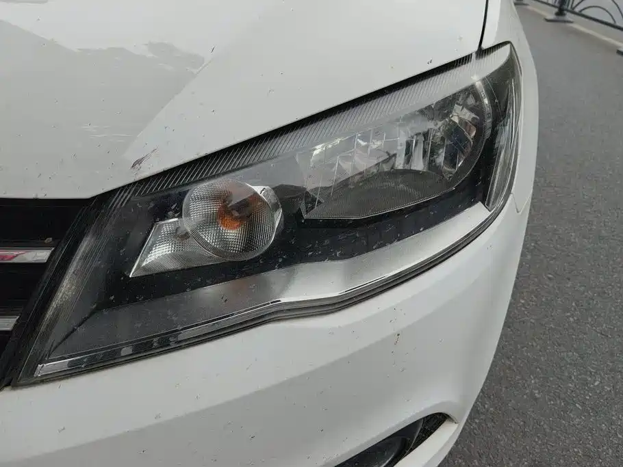 Volkswagen Jetta — миниатюра 5