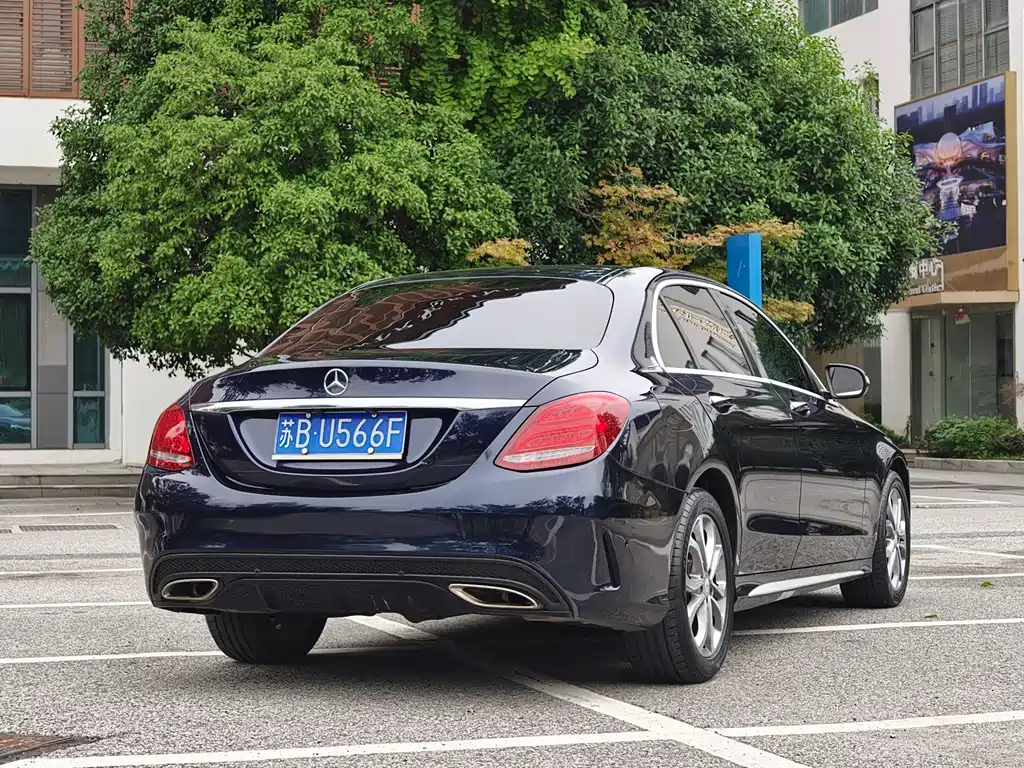 Mercedes-Benz C-Class — миниатюра 7