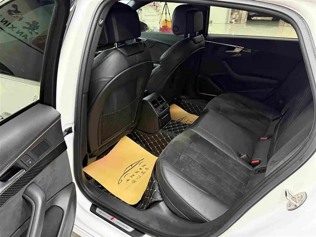 Audi A4L — миниатюра 10