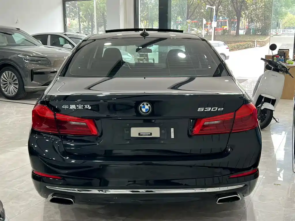 BMW 5 SERIES NEW ENERGY