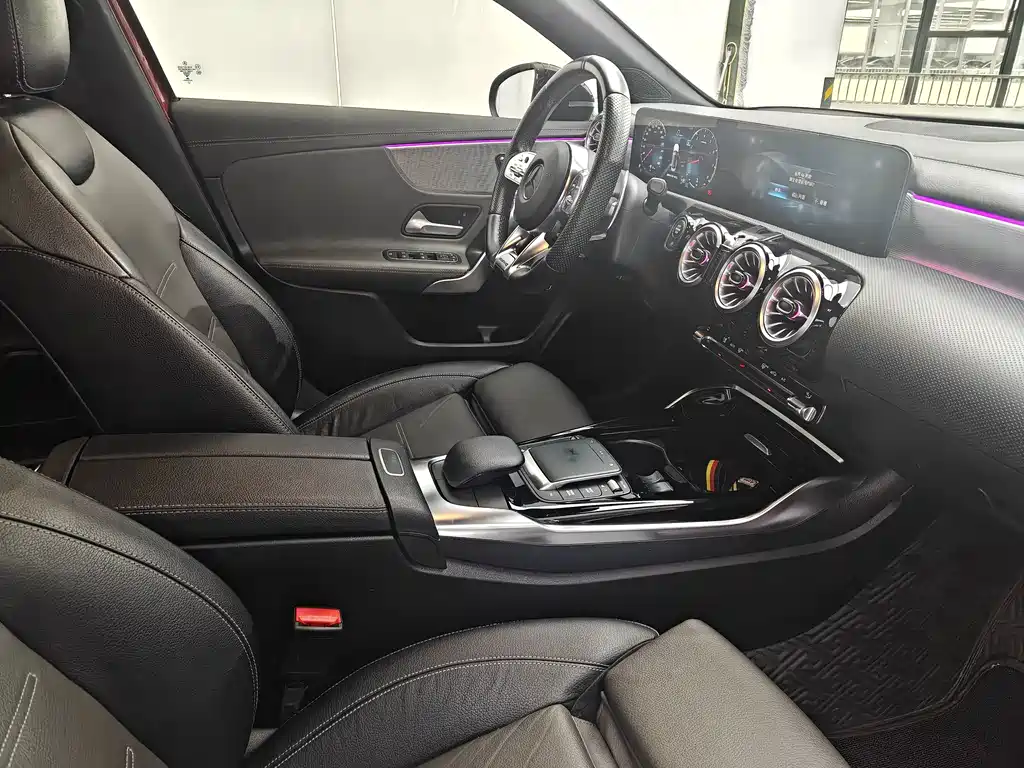 Mercedes-Benz A-Class AMG — миниатюра 8
