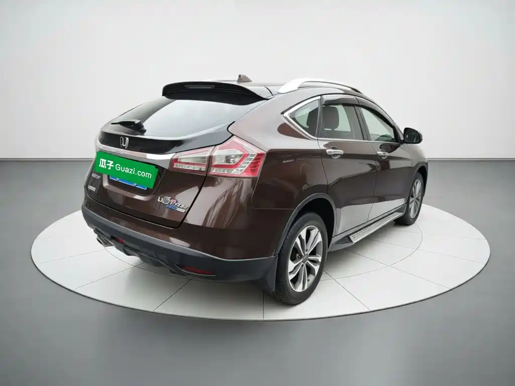 Luxgen U6 — миниатюра 6