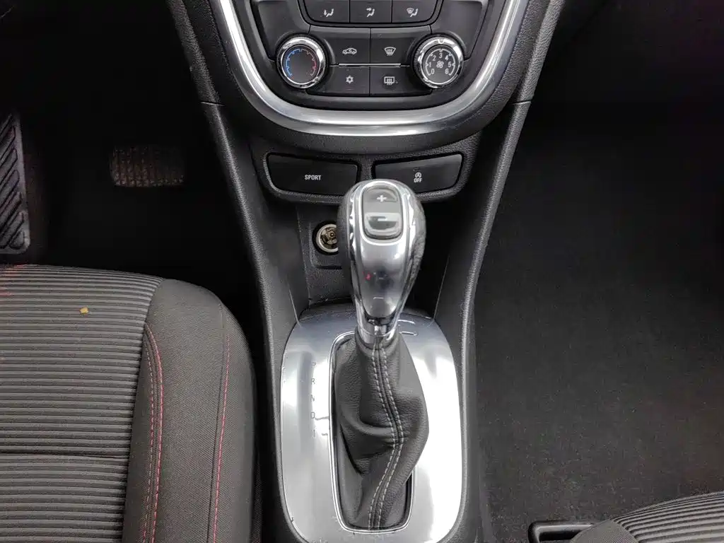 Buick Encore — миниатюра 13