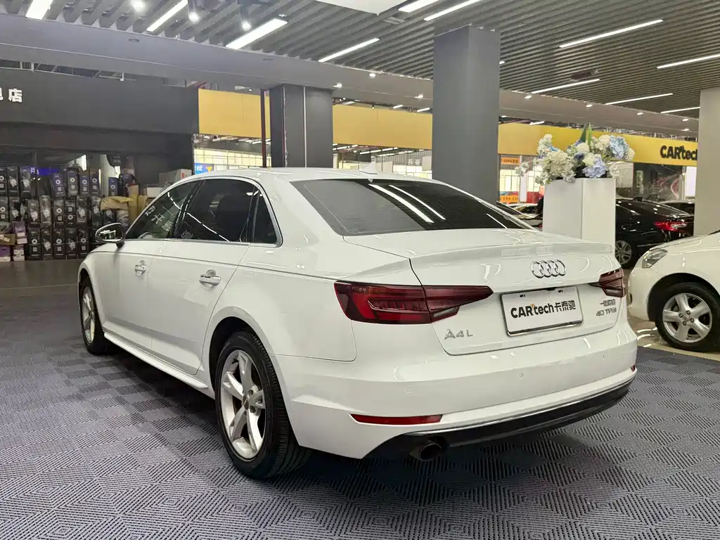 Audi A4L — миниатюра 12
