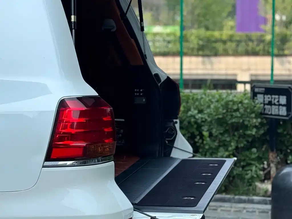 Lexus LX — миниатюра 18