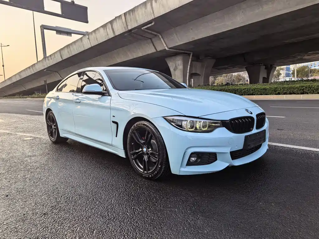 BMW 4 SERIES