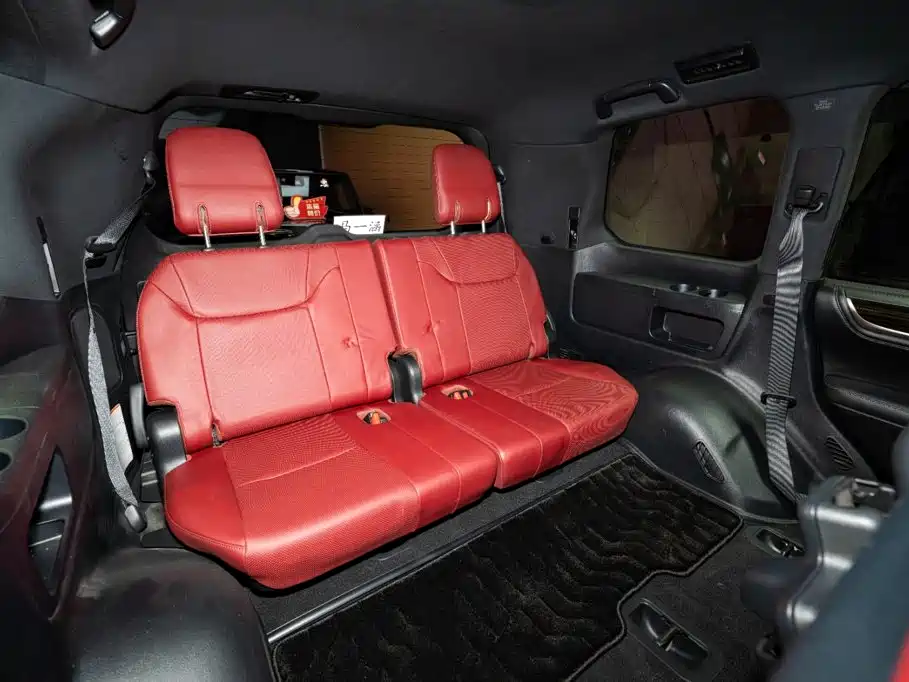 Lexus LX — миниатюра 10