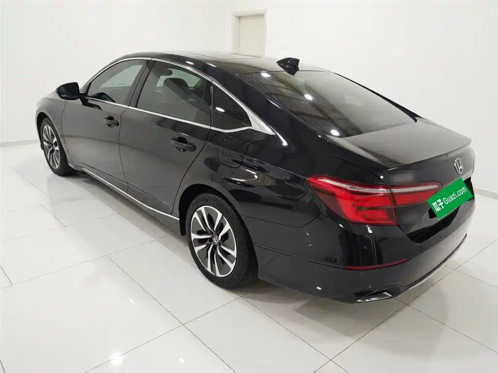 Honda Inspire - фото 23