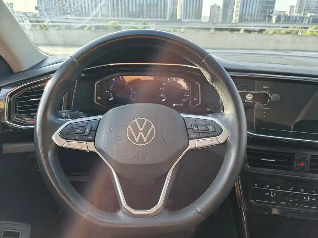 Volkswagen Tayron GTE — миниатюра 7