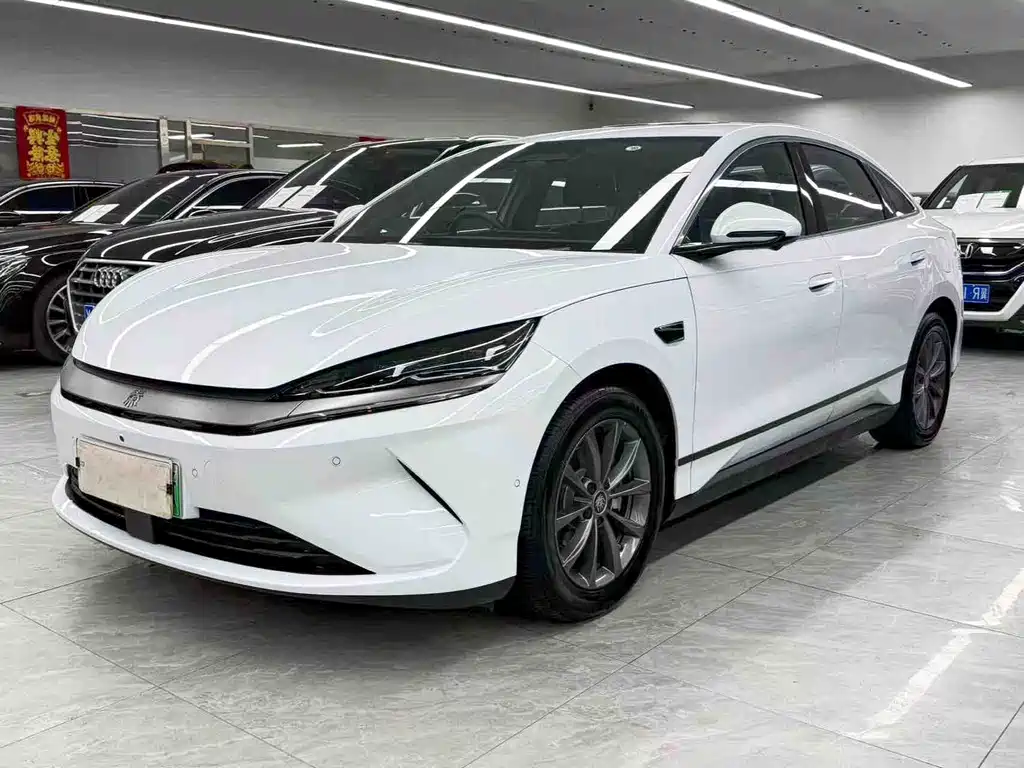 BYD QIN L