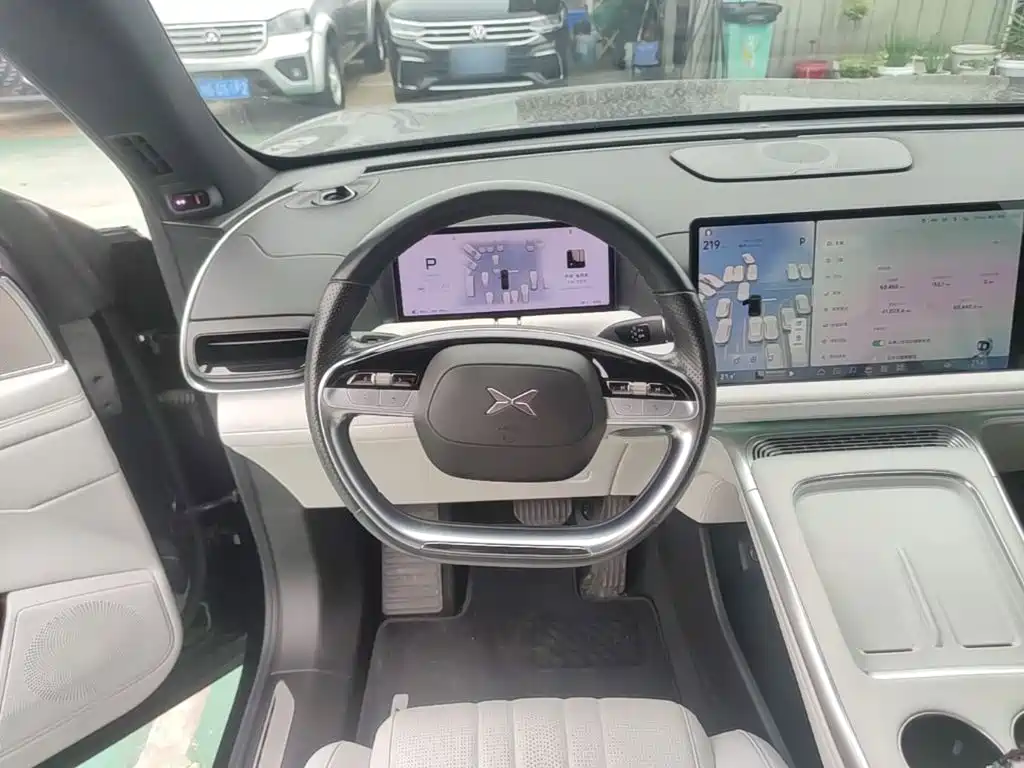 XPeng G9 — миниатюра 11