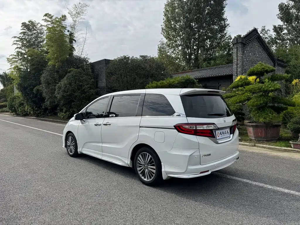 Honda Odyssey — миниатюра 3