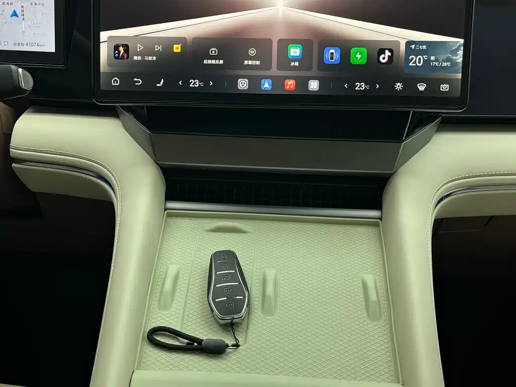 BYD Xia — миниатюра 10