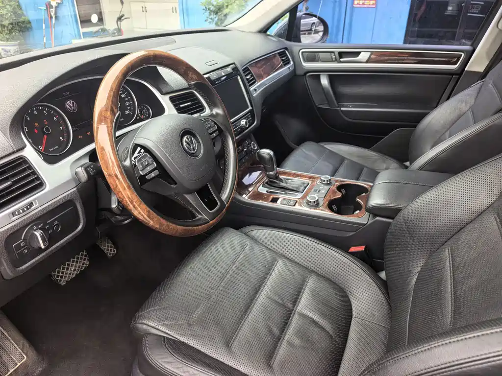 Volkswagen Touareg — миниатюра 11
