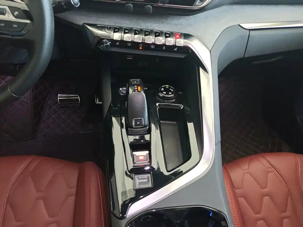 Peugeot 4008 — миниатюра 14