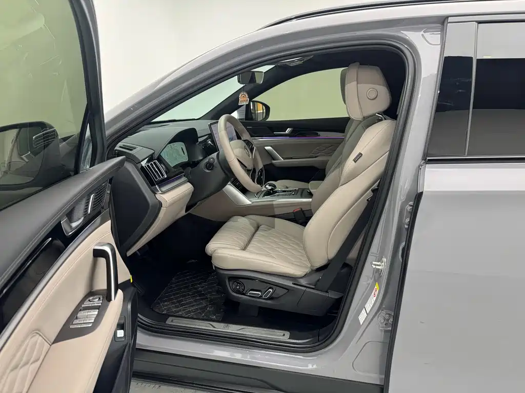BYD Tang New Energy — миниатюра 6