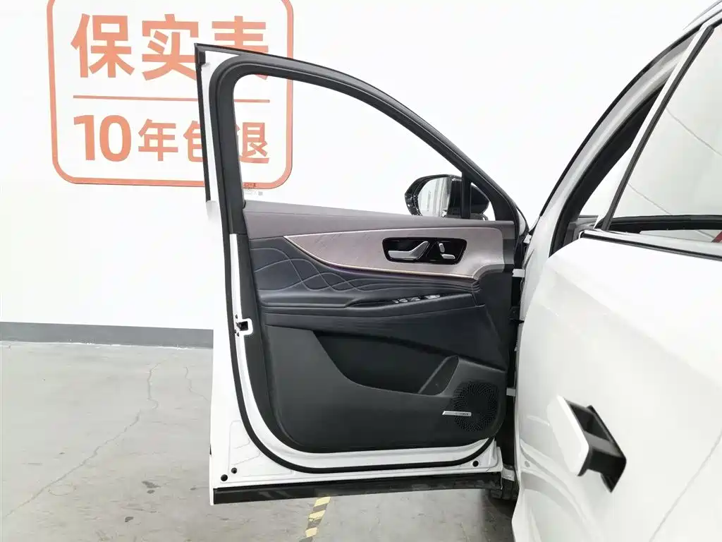 Chery Tiggo 9 9 2025 2.0T AT Premium 5 мест