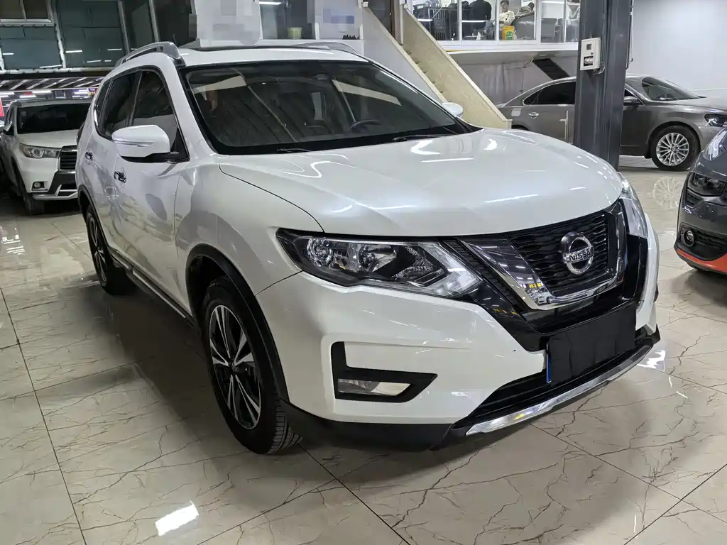 NISSAN QIJUN