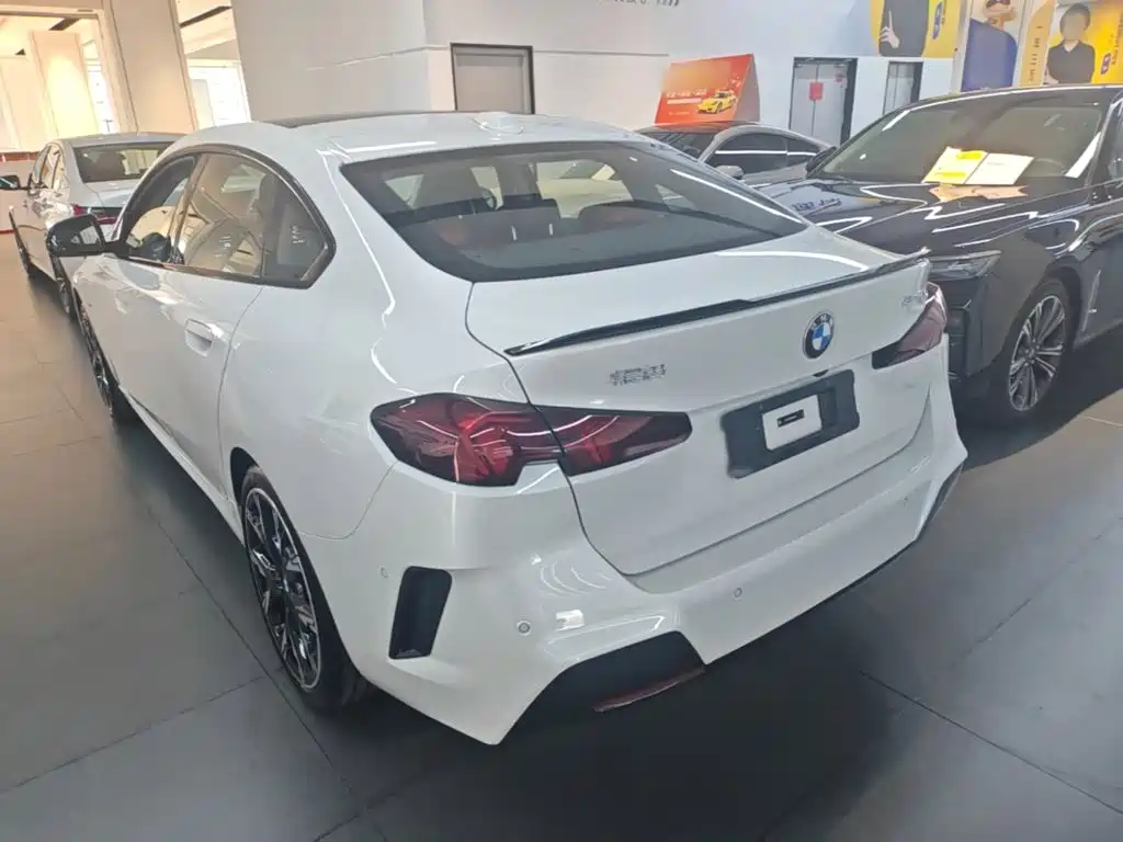 BMW 2 Series — миниатюра 5