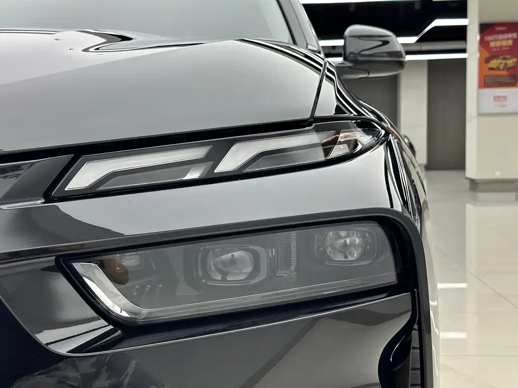 BMW X7 — миниатюра 10