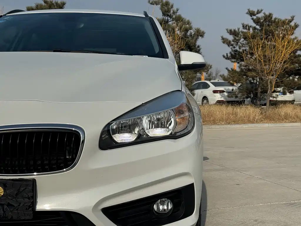 BMW 2 SERIES STATION WAGON