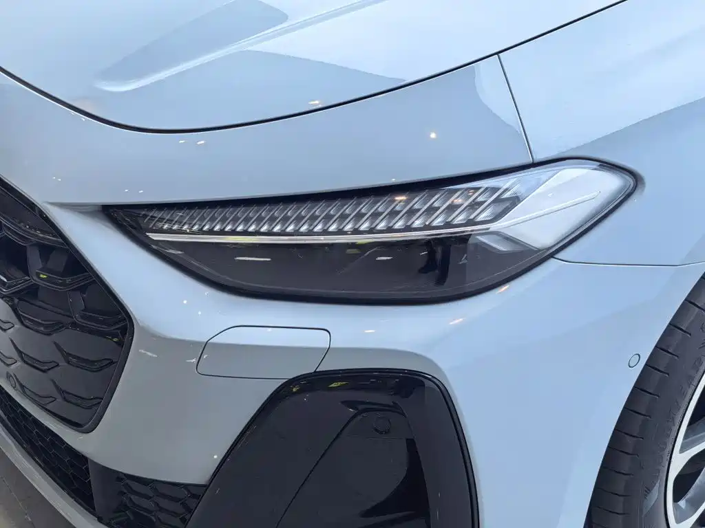 Audi Audi A5L — миниатюра 24