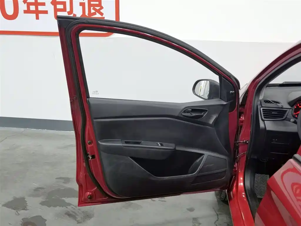 Baojun 310 2016 1.2L MT