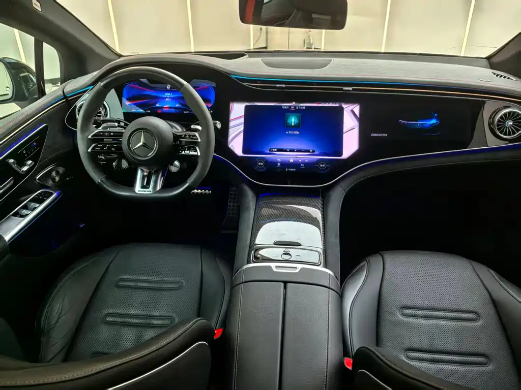 MERCEDES-BENZ EQE AMG