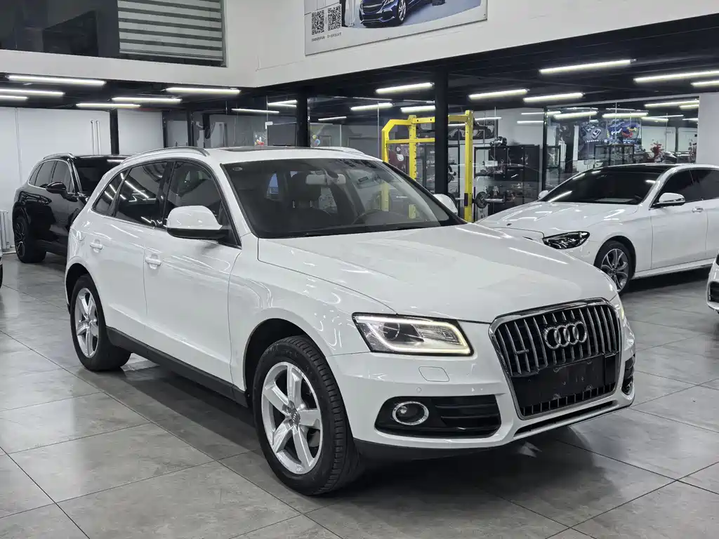 Audi Q5 40 TFSI Comfort Type, фото 3