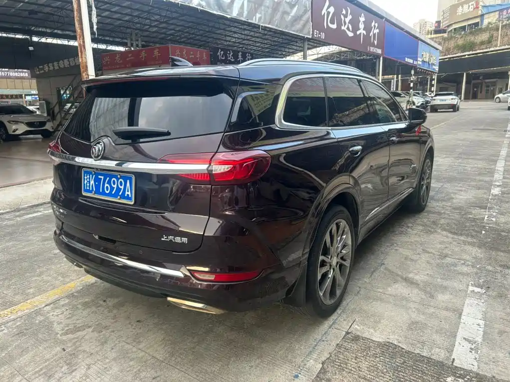 Buick Enclave — миниатюра 7