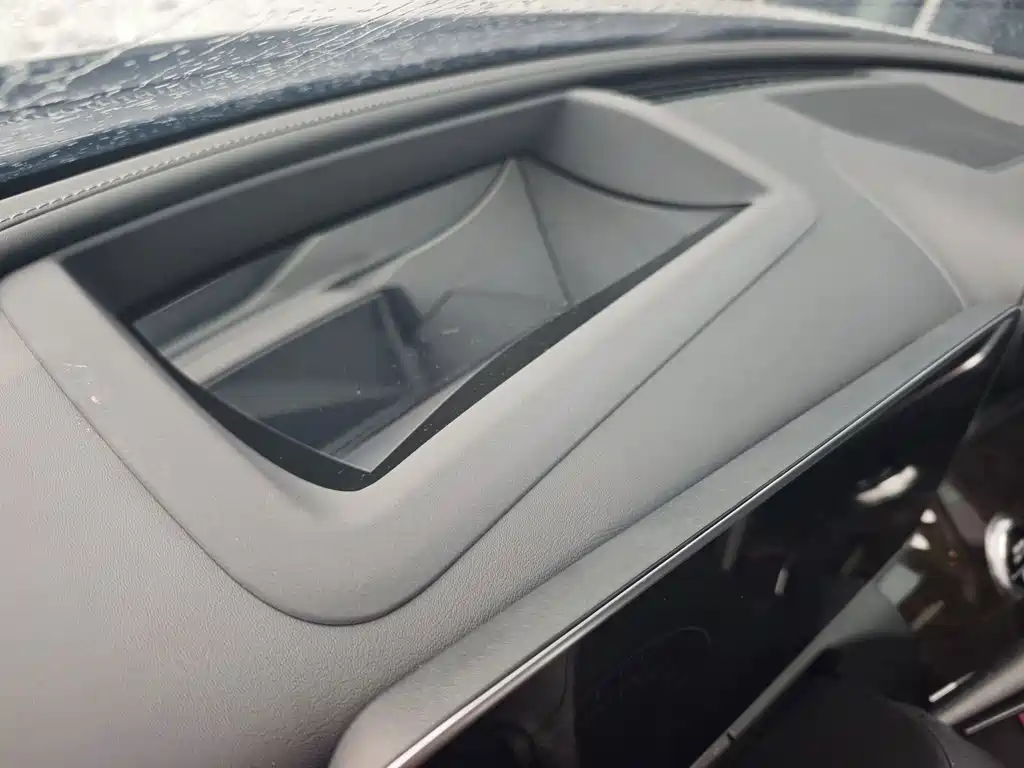 Mercedes-Benz C-Class — миниатюра 15