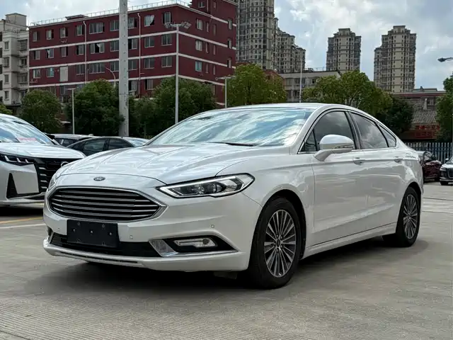 FORD MONDEO 2017