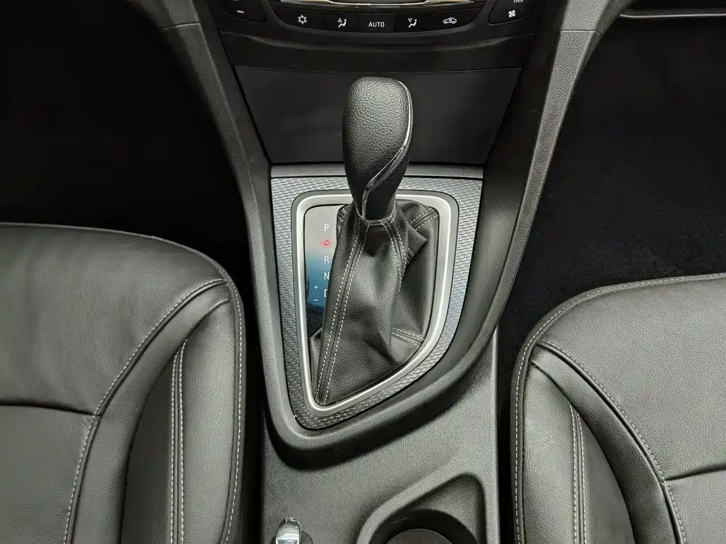 Buick Excelle — миниатюра 13